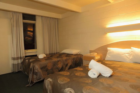 Absolute Lakes Entrance - Accommodation Daintree 6