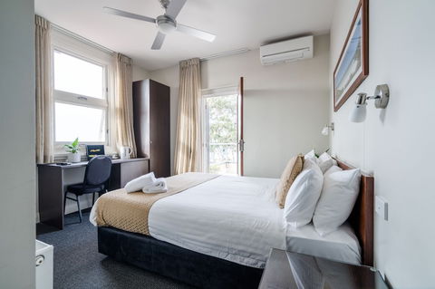 The Huskisson - Accommodation Daintree 3