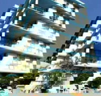 Durham Court Holiday Apartments - Accommodation Daintree