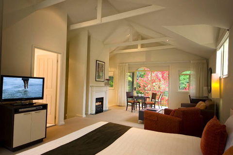 Falls Mountain Retreat - Accommodation Daintree 4