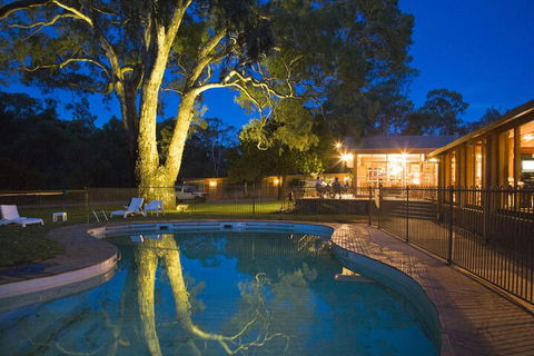 Wilpena Pound Resort - Accommodation Daintree 7