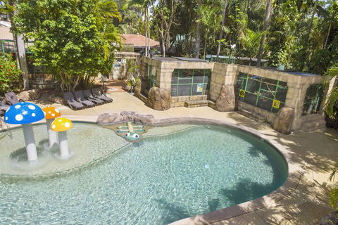 Ashmore Palms Holiday Village - Accommodation Daintree 3