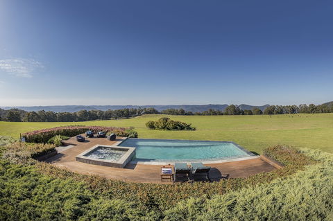 Spicers Peak Lodge - Accommodation Daintree 1