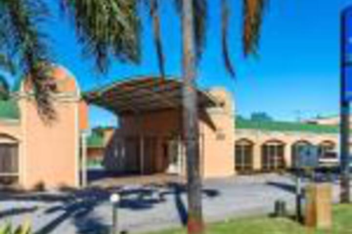 Belmont WA Accommodation Daintree