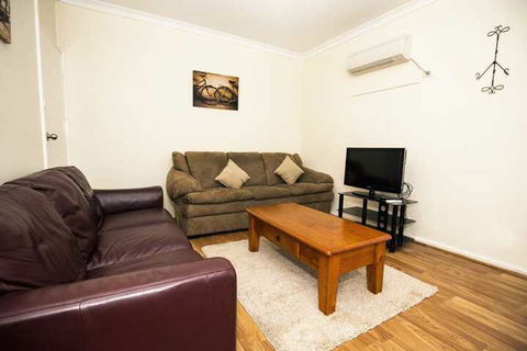 Kalgoorlie Overland Motel - Accommodation Daintree 7
