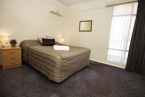 Kalgoorlie Overland Motel - Accommodation Daintree 5