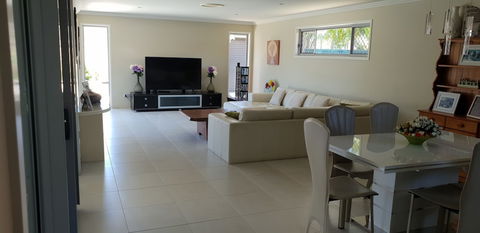 Arlia Sands Apartments - Accommodation Daintree 0