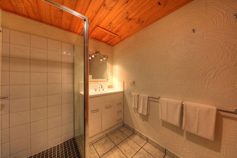 Stanley Seaview Inn - Accommodation Daintree 4