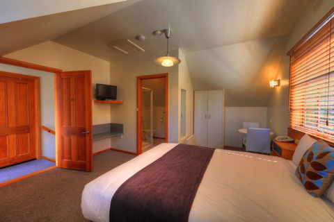 Stanley Seaview Inn - Accommodation Daintree 6