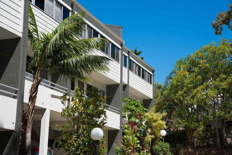 Palm Court Noosa - Accommodation Daintree 1