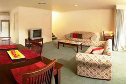 Alphington Serviced Apartments - Accommodation Daintree 2
