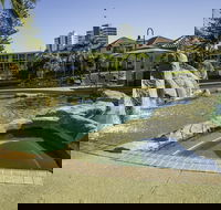 Paradise Island Resort - Accommodation Daintree