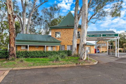 Quality Inn Penrith - Accommodation Daintree 0
