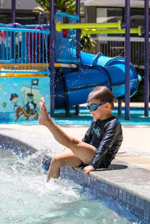 Paradise Resort Gold Coast - Accommodation Daintree 0