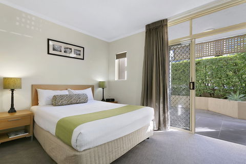 Quest On Story Bridge - Accommodation Daintree 6