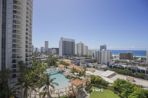 Mantra Towers Of Chevron - Accommodation Daintree 4