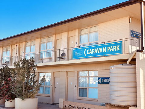 Opal Inn Hotel Motel - Accommodation Daintree 0