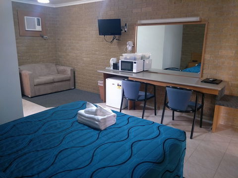 Darling Junction Motor Inn Wentworth - Accommodation Daintree 5