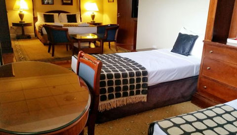 Darcys Hotel At Homebush - Accommodation Daintree 2