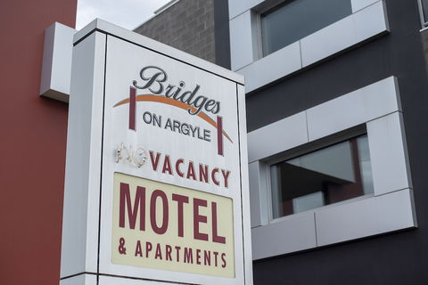 Bridges On Argyle Motel & Apartments - Accommodation Daintree 1