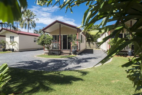 The Palms Hervey Bay - Accommodation Daintree 2