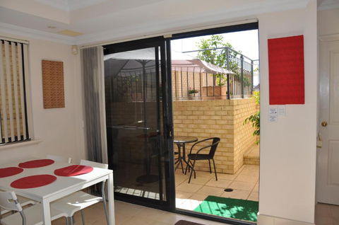 Alfred Cove Short Stay - Accommodation Daintree 4