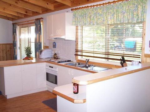 Sunburst Retreat - Accommodation Daintree 6