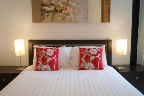 Docklands Prestige Apartments - Accommodation Daintree 7