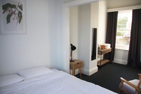 College Lawn Hotel - Hostel - Accommodation Daintree 3