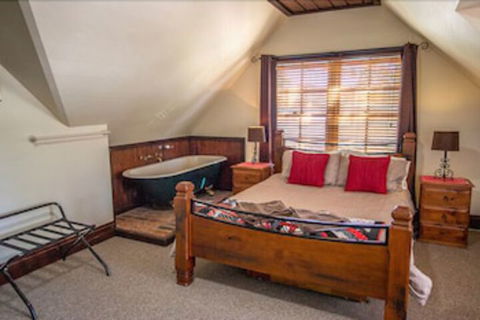 Gold Mine Guesthouse - Accommodation Daintree 3