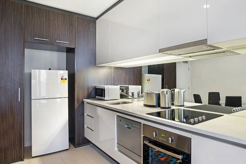 IFSuites (IFSTAYS) Upper West Side Apartment - Accommodation Daintree 5