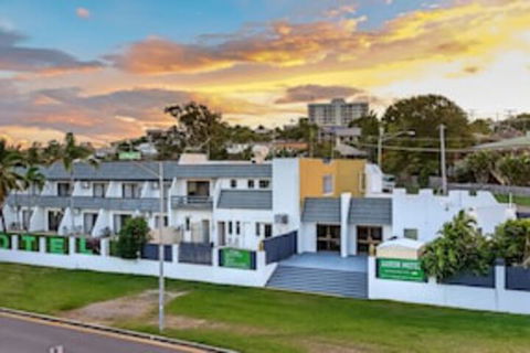 Aaron Motel - Accommodation Daintree 0