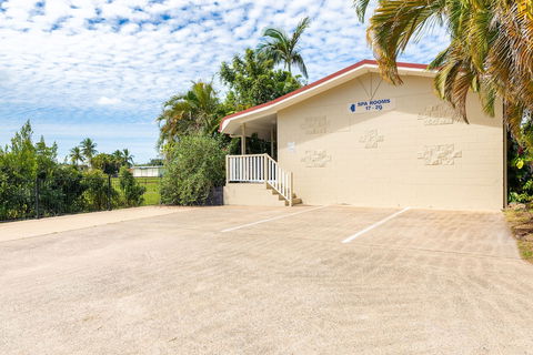 Motel Ingham - Accommodation Daintree 2
