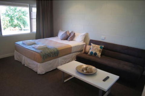Forrest Beach Hotel - Accommodation Daintree 3