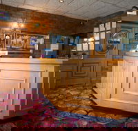 Golden Grain Motor Inn