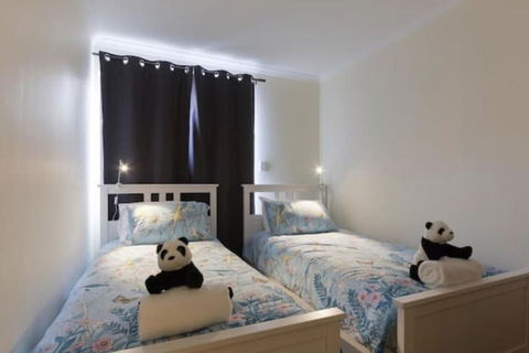 Inner City Apartments - Accommodation Daintree 4