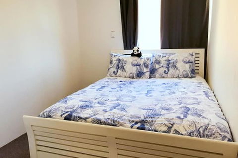 Inner City Apartments - Accommodation Daintree 7