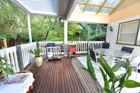 Aura Of The Dandenongs - Accommodation Daintree 1