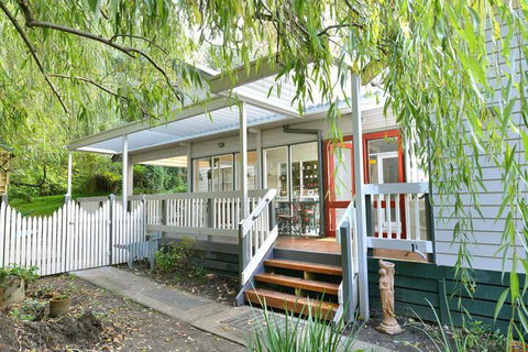 Aura Of The Dandenongs - Accommodation Daintree 0