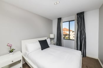 Accommodate Canberra - Griffin - Accommodation Daintree 2