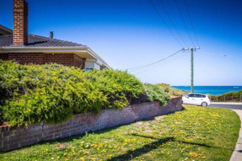 Yanchep Beach Retreat - Accommodation Daintree 4
