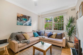 A PERFECT STAY - Bondi Beach Peach - Accommodation Daintree 3