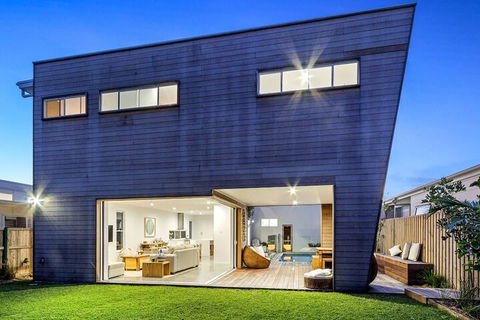 Luxe House Tweed Coast Holidays Ã‚ - Accommodation Daintree 5