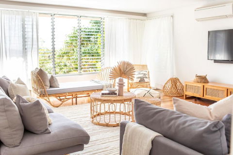 Akoakoa Sunrise Beach - Accommodation Daintree 1
