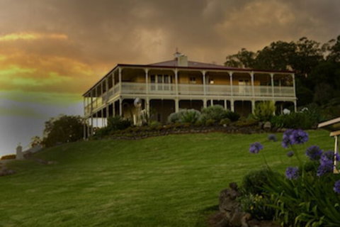 R On The Downs BnB & Spa Cottages - Accommodation Daintree 0