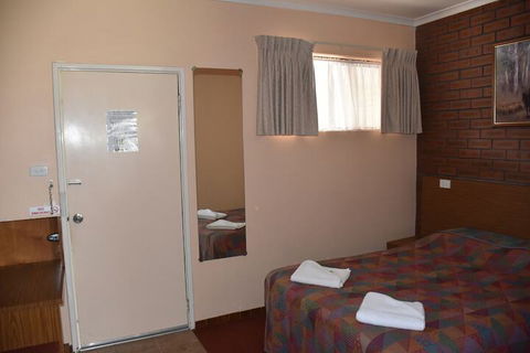 Valley Views Motel & Chalets - Accommodation Daintree 7