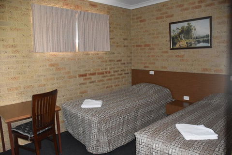 Valley Views Motel & Chalets - Accommodation Daintree 5