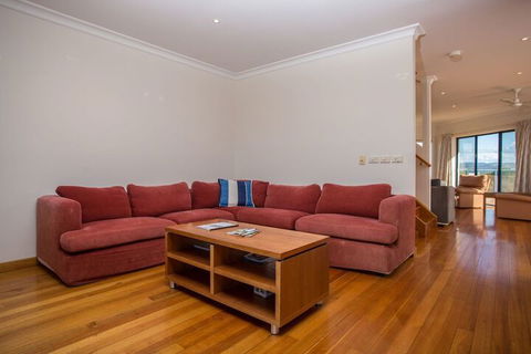Kara Yaringa On Hill Street - Accommodation Daintree 2