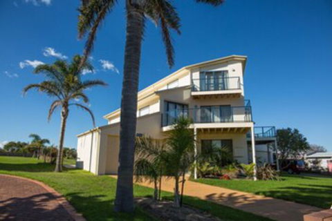 Kara Yaringa On Hill Street - Accommodation Daintree 0