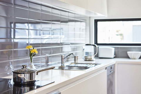 3 Level Architecturally Designed House - Accommodation Daintree 5